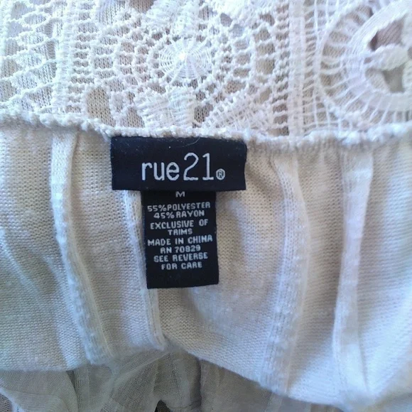 Rue 21 Lace Insert Cover Up Cream Size Medium - Picture 8 of 12